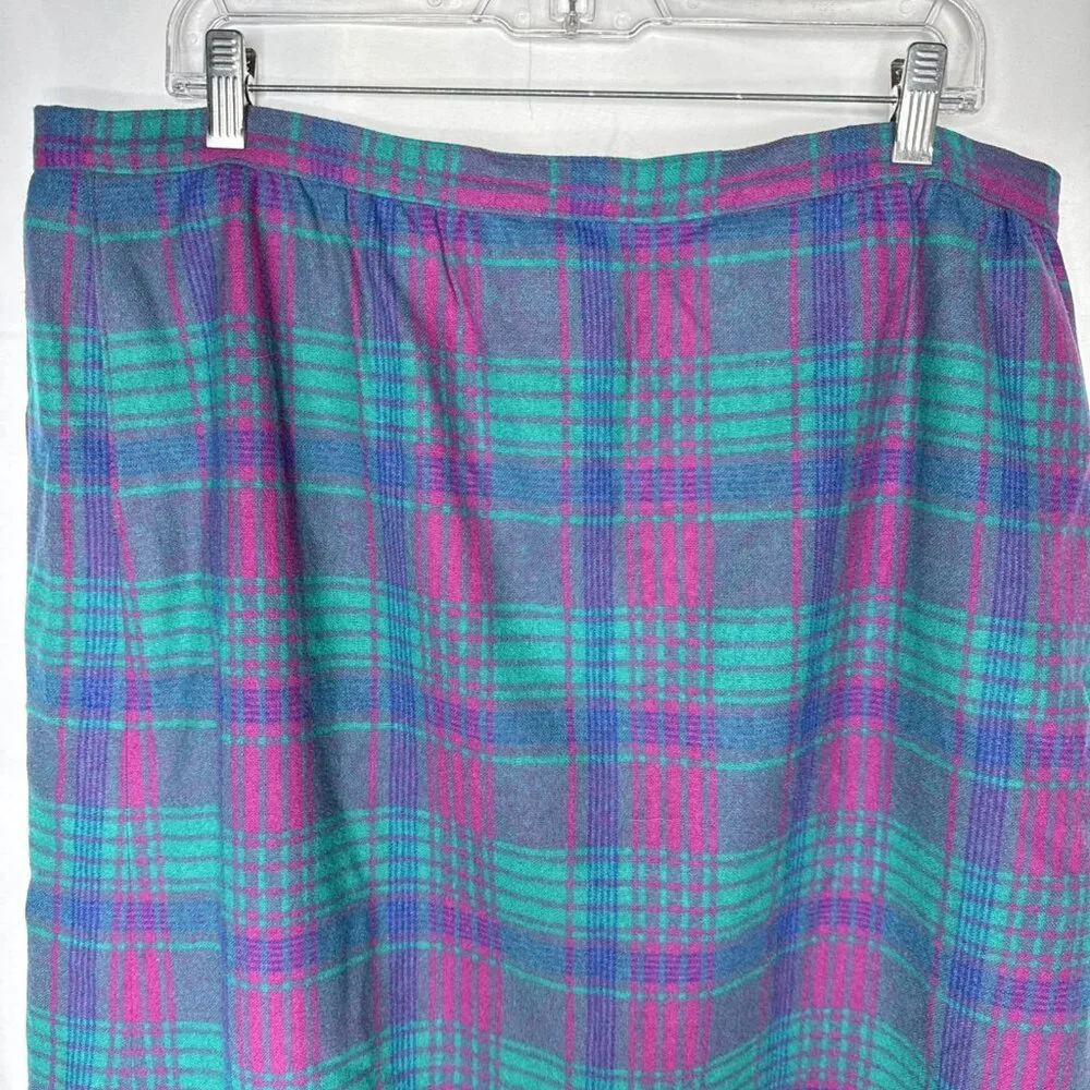 Vintage Pendleton Green Pink Tartan Wool Skirt Plaid Size 36 US 20 USA Preppy